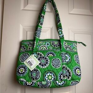 NWT Vera Bradley Betsy Shoulder Bag Cupcake Green Retired Rare Quilted Purse